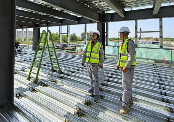 公司在行動 | 嚴把質(zhì)量關 有色陜建對項目技術質(zhì)量工作展開全方位“體檢”